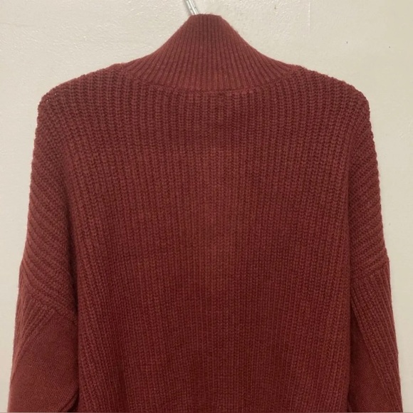 New! Flag & Anthem Womens Sweater Half Zip Pullover Red Medium Long Sleeve - Picture 6 of 12